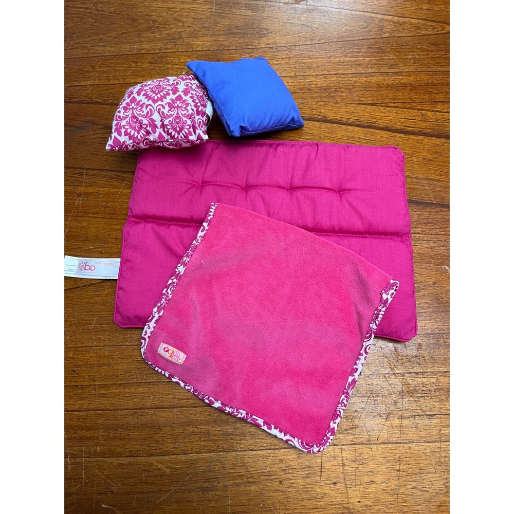 Our Generation Doll Bedding Set Pink Mattress Blanket Pillows for 18in Dolls